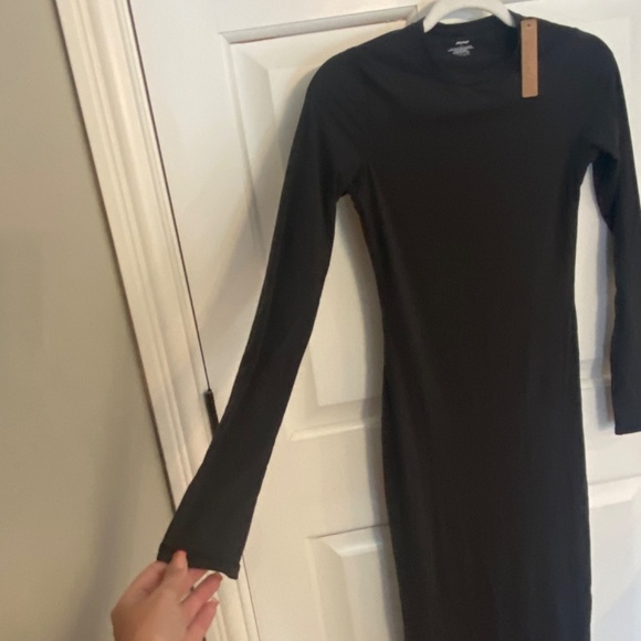 SKIMS Black Maxi Dress - Picture 5 of 9